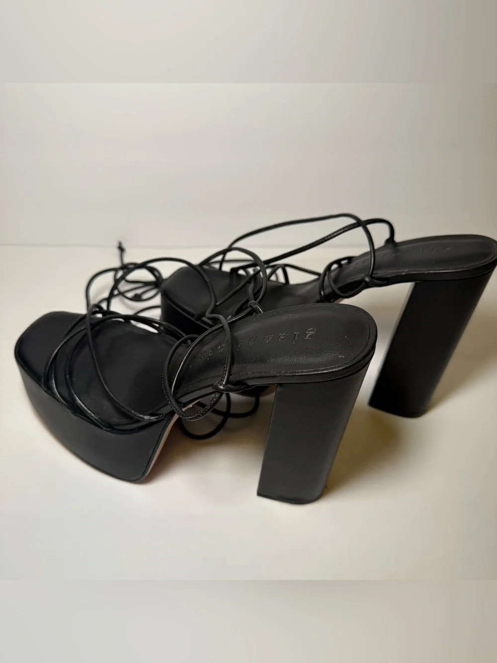 Gianni Bini Rixey Platform Sandals Size 7 Black Y2K Grunge Chunky Block Heel